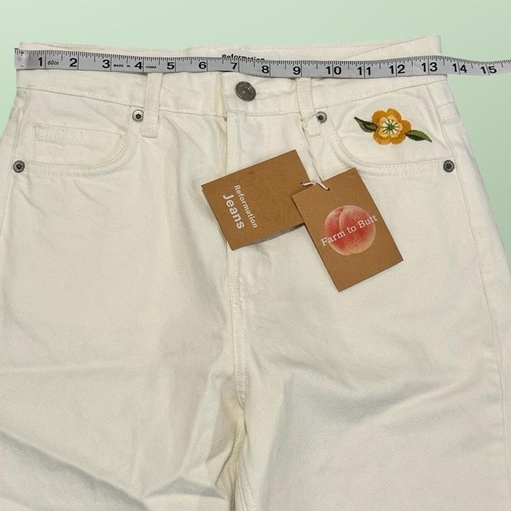 Reformation Cynthia High Rise Straight Jeans 25 White Flora Embroidery NWT - Picture 6 of 10